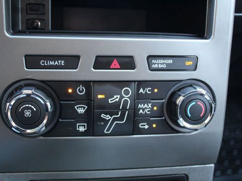 Used 2019 Ford Flex SE image 18