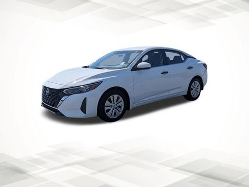 Certified 2025 Nissan Sentra S image 7