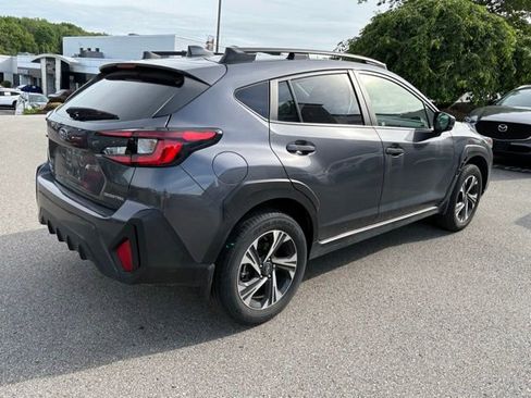 Used 2024 Subaru Crosstrek 2.0i Premium w/ Crosstrek Mirror Package AWD/4WD image 5