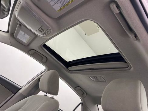 Used 2013 Toyota Corolla LE w/ Premium Pkg FWD image 13