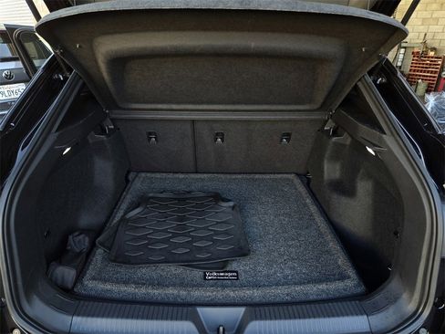 Certified 2023 Volkswagen ID.4 Pro image 22