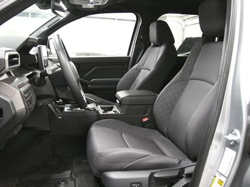 Used 2024 Toyota Tacoma SR5 image 9