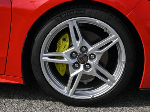 Used 2023 Chevrolet Corvette 2LT image 16