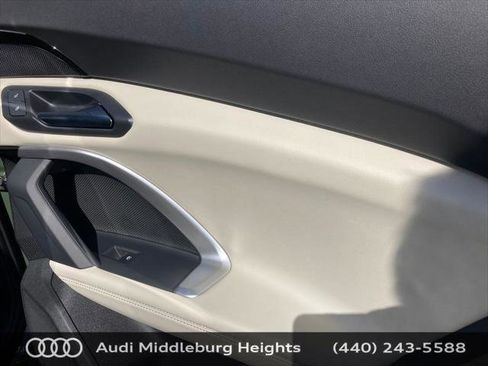 Used 2025 Audi Q5 Premium w/ Convenience Package AWD/4WD image 28