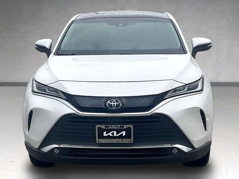 Used 2023 Toyota Venza Limited AWD/4WD image 2