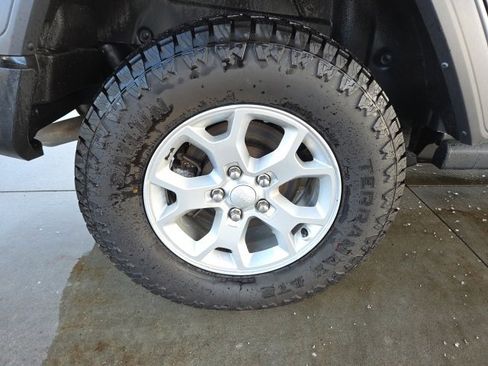 Used 2021 Jeep Wrangler Unlimited Islander w/ Uconnect 4C Nav & Sound Group image 68