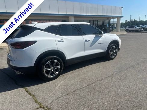 Used 2023 Chevrolet Blazer LT w/ LPO, Floor Liner Package FWD image 3