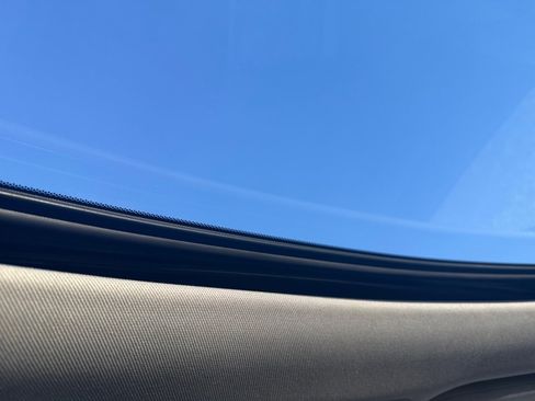 Used 2016 Honda Odyssey EX-L image 23