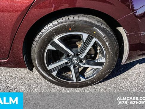 Used 2024 Nissan Sentra SV FWD image 17