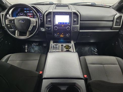 Used 2020 Ford Expedition XLT image 12