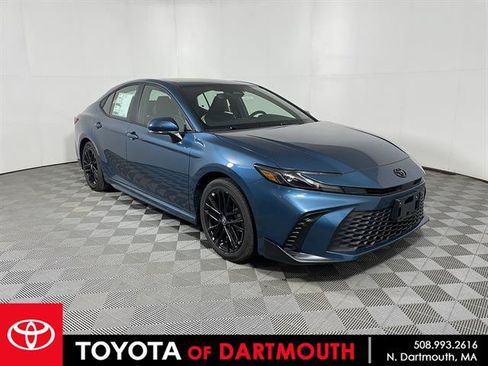 New 2026 Toyota Camry SE FWD image 1