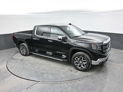 New 2026 GMC Sierra 1500 SLT w/ SLT Premium Package AWD/4WD image 33