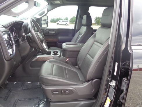 Used 2020 GMC Sierra 3500 Denali w/ Denali Ultimate Package image 59