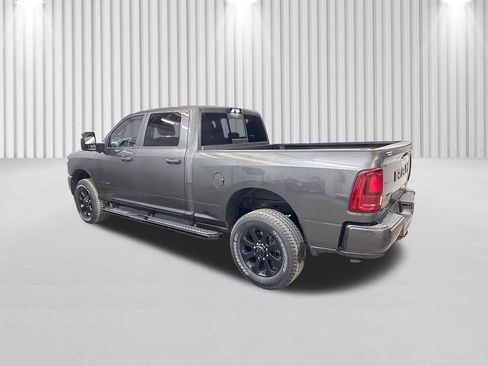 New 2026 RAM 2500 Big Horn AWD/4WD image 7