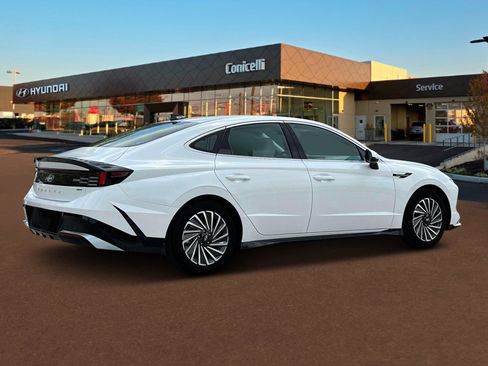 Certified 2025 Hyundai Sonata SEL image 8