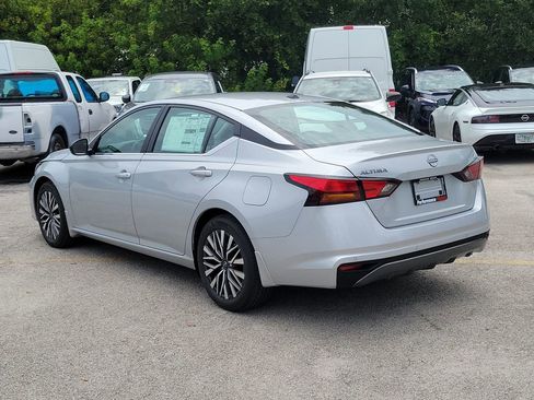 New 2026 Nissan Altima 2.5 SV FWD image 5