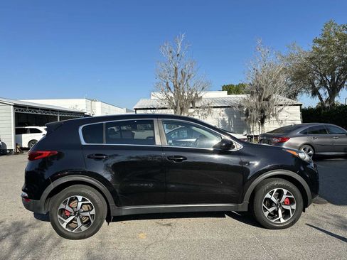 Used 2020 Kia Sportage LX image 7