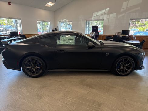 New 2025 Ford Mustang Dark Horse image 8