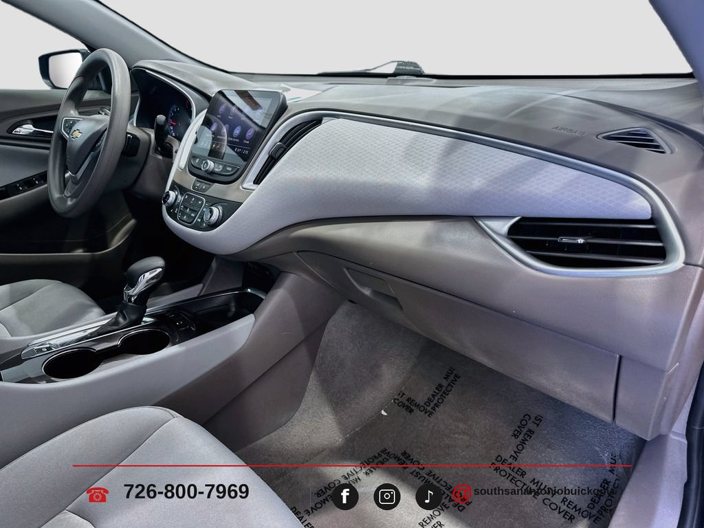 Certified 2022 Chevrolet Malibu LT FWD image 30