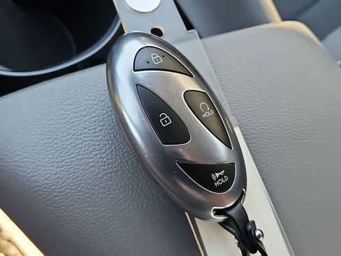 Certified 2025 Hyundai Elantra Blue image 32