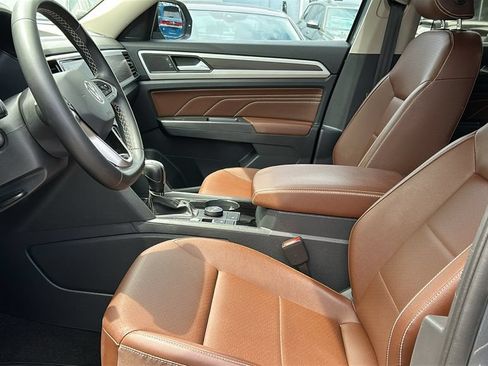 Used 2023 Volkswagen Atlas SE AWD/4WD image 10