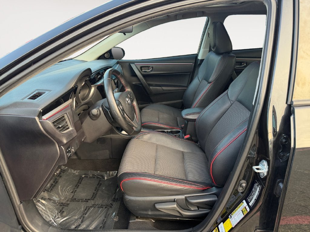 Used 2016 Toyota Corolla S Special Edition FWD image 6