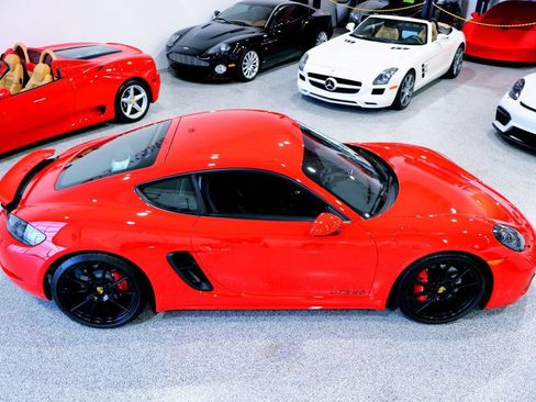 Used 2023 Porsche 718 Cayman GTS w/ GTS Interior Package RWD image 8