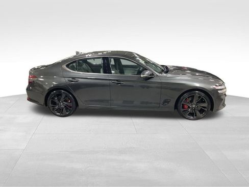 Used 2023 Genesis G70 3.3T w/ Sport Prestige Package image 10