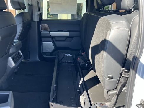 New 2026 Ford F350 Lariat w/ Black Appearance Package image 19