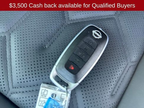 New 2026 Nissan Pathfinder Platinum image 30