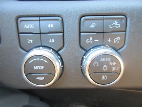 New 2026 GMC Sierra 2500 SLE w/ SLE Value Package; image 17