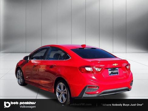 Used 2016 Chevrolet Cruze Premier image 26