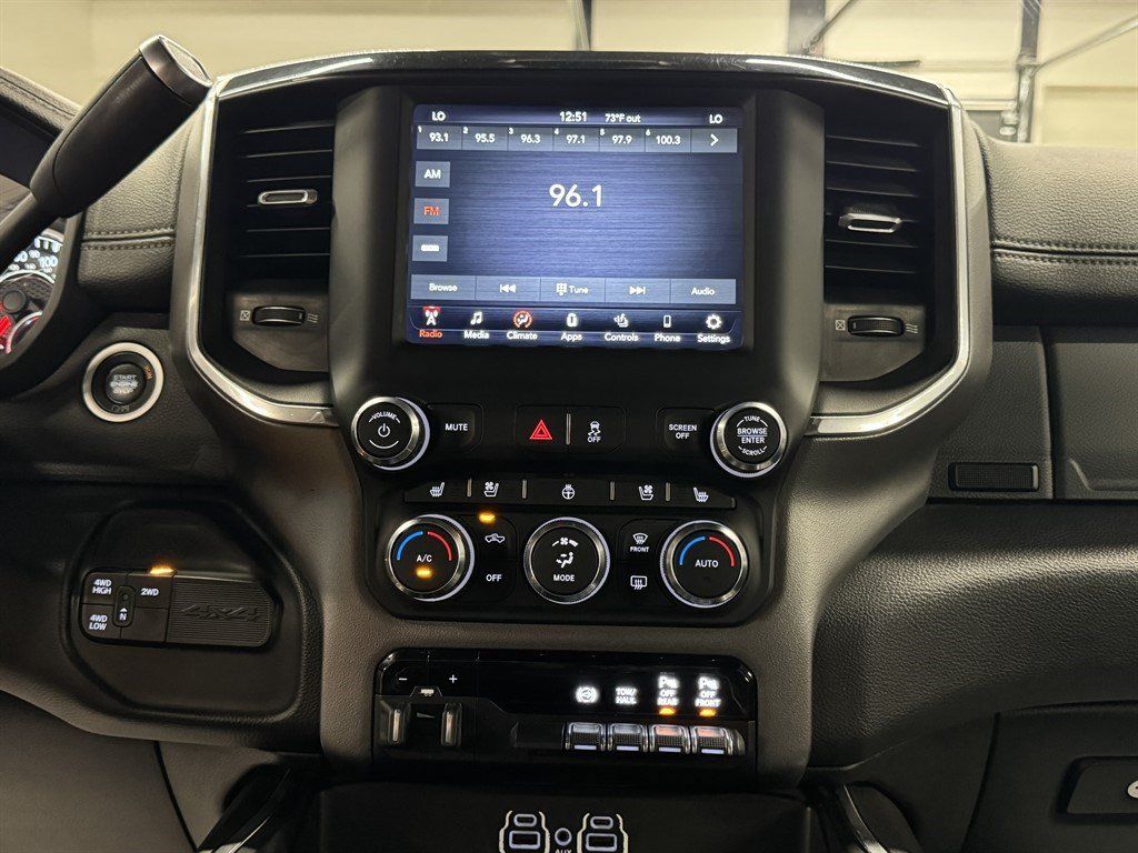 Used 2020 RAM 3500 Laramie AWD/4WD image 35