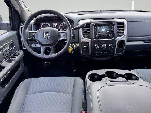 Used 2018 RAM 2500 SLT image 5