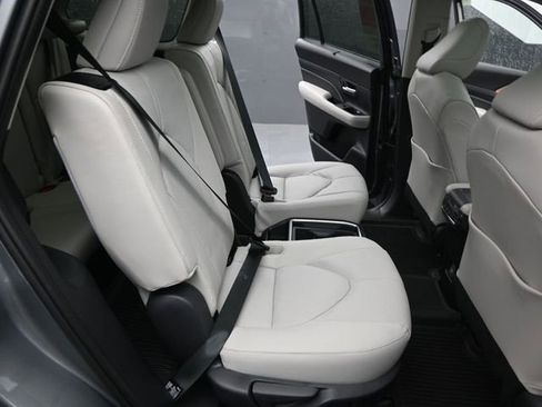 New 2026 Toyota Grand Highlander Limited image 17