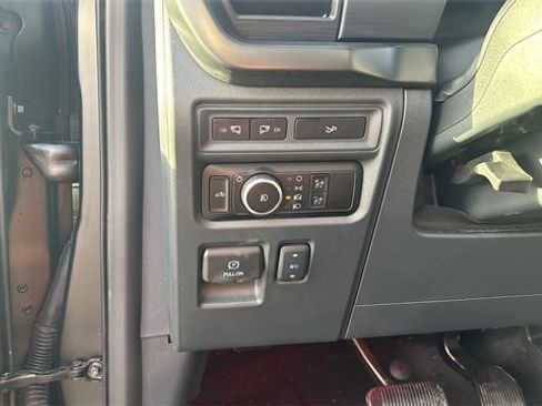 Used 2024 Ford F150 XLT w/ Equipment Group 303A High image 21