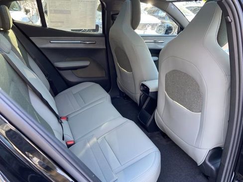 New 2026 Volvo EX30 Plus w/ Climate Package image 15