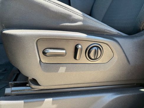 Used 2019 Chevrolet Silverado 1500 LT w/ All-Star Edition AWD/4WD image 13