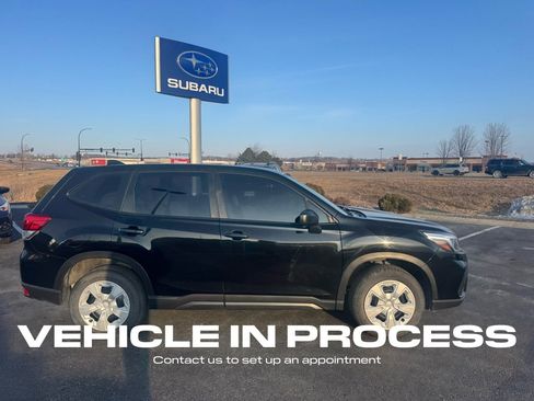 Used 2021 Subaru Forester image 2