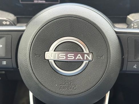 Used 2025 Nissan Kicks SV AWD/4WD image 20