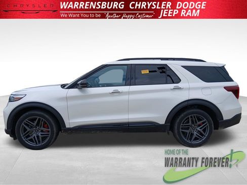 Used 2024 Ford Explorer ST w/ Equipment Group 401A AWD/4WD image 7