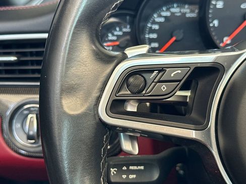 Used 2017 Porsche 911 Targa 4 GTS image 30