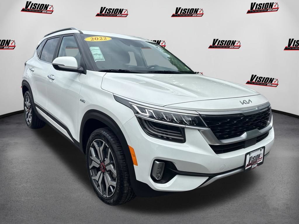 Used 2022 Kia Seltos SX w/ Sunroof Package AWD/4WD image 7