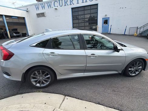 Used 2019 Honda Civic EX-L image 15