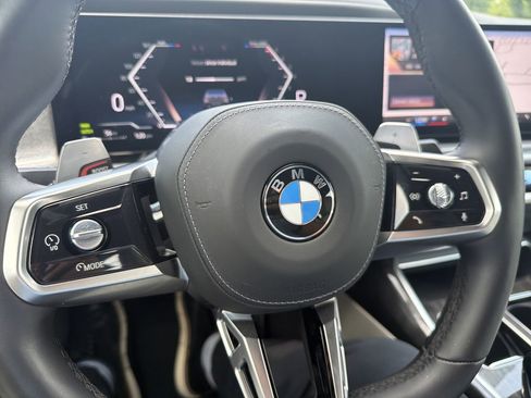 Certified 2025 BMW 740i xDrive AWD/4WD image 20