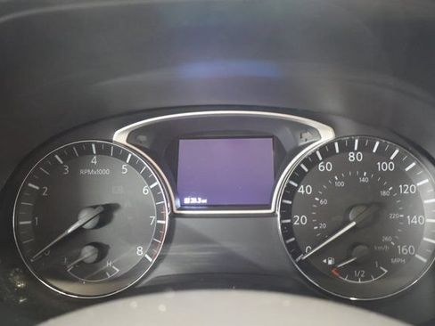 Used 2020 Nissan Pathfinder Platinum w/ Cargo Package AWD/4WD image 17
