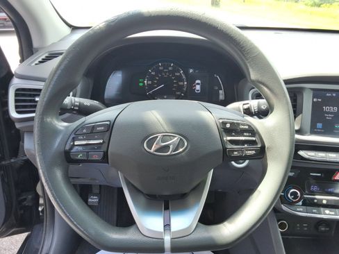 Used 2019 Hyundai Ioniq Blue FWD image 11