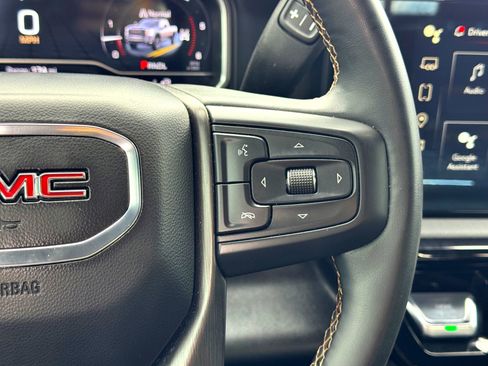 Used 2024 GMC Sierra 2500 AT4 w/ AT4 Preferred Package image 27