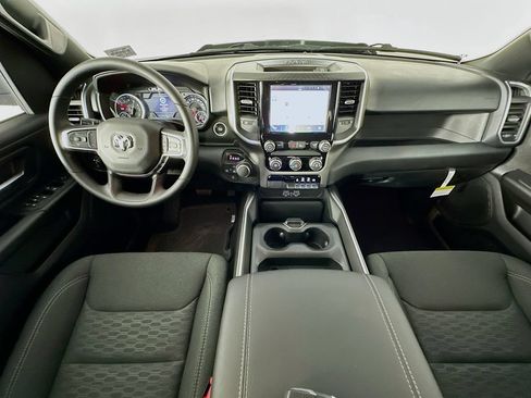 New 2026 RAM 1500 Express AWD/4WD image 9