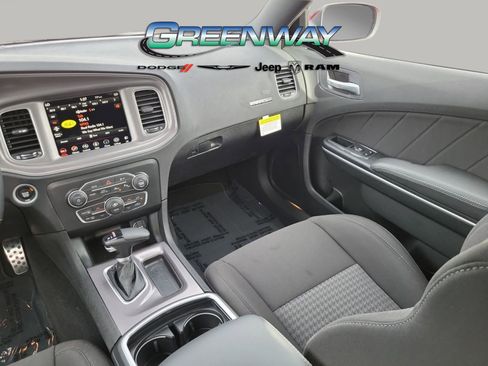Used 2023 Dodge Charger R/T w/ Technology Group image 9